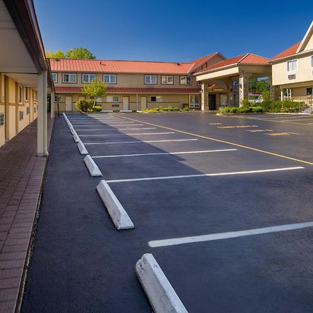 פורט לי Skyview Motel מראה חיצוני תמונה