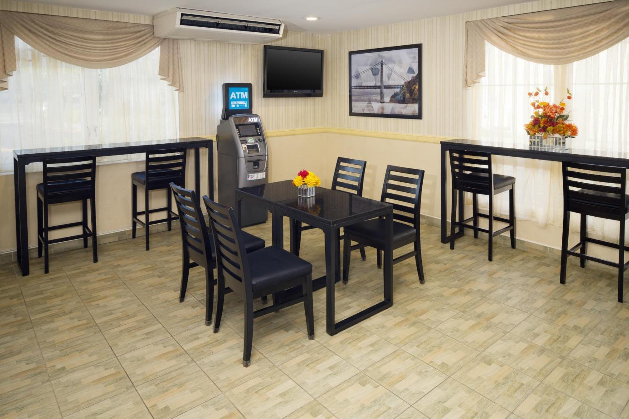 פורט לי Skyview Motel מראה חיצוני תמונה